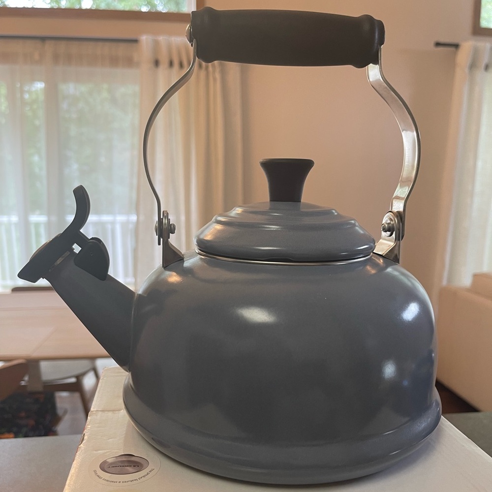 Le Creuset Charcoal Enamel Teakettle